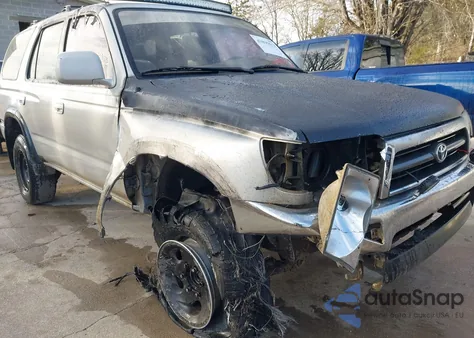 1998 Toyota 4Runner Sr5 V6 from USA, damaged, VIN JT3GN86RXW0068954